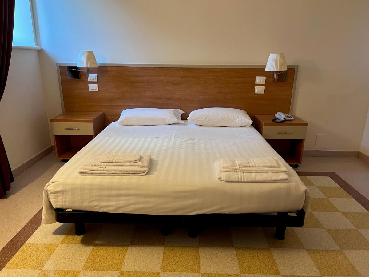 Hotel Domus Stella Maris - Casa Per Ferie Ancona